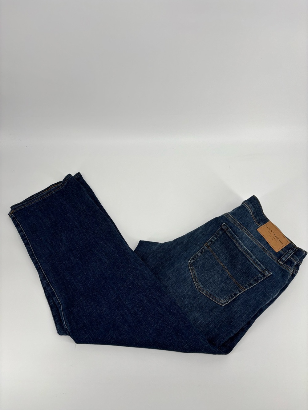 Lucky Brand 363 Vintage Straight Jeans Mens 34 x 30 Medium Wash Stretch Denim